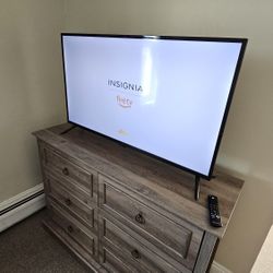 42" TV