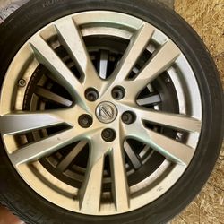 18” Nissan Altima Rims With used Tires 