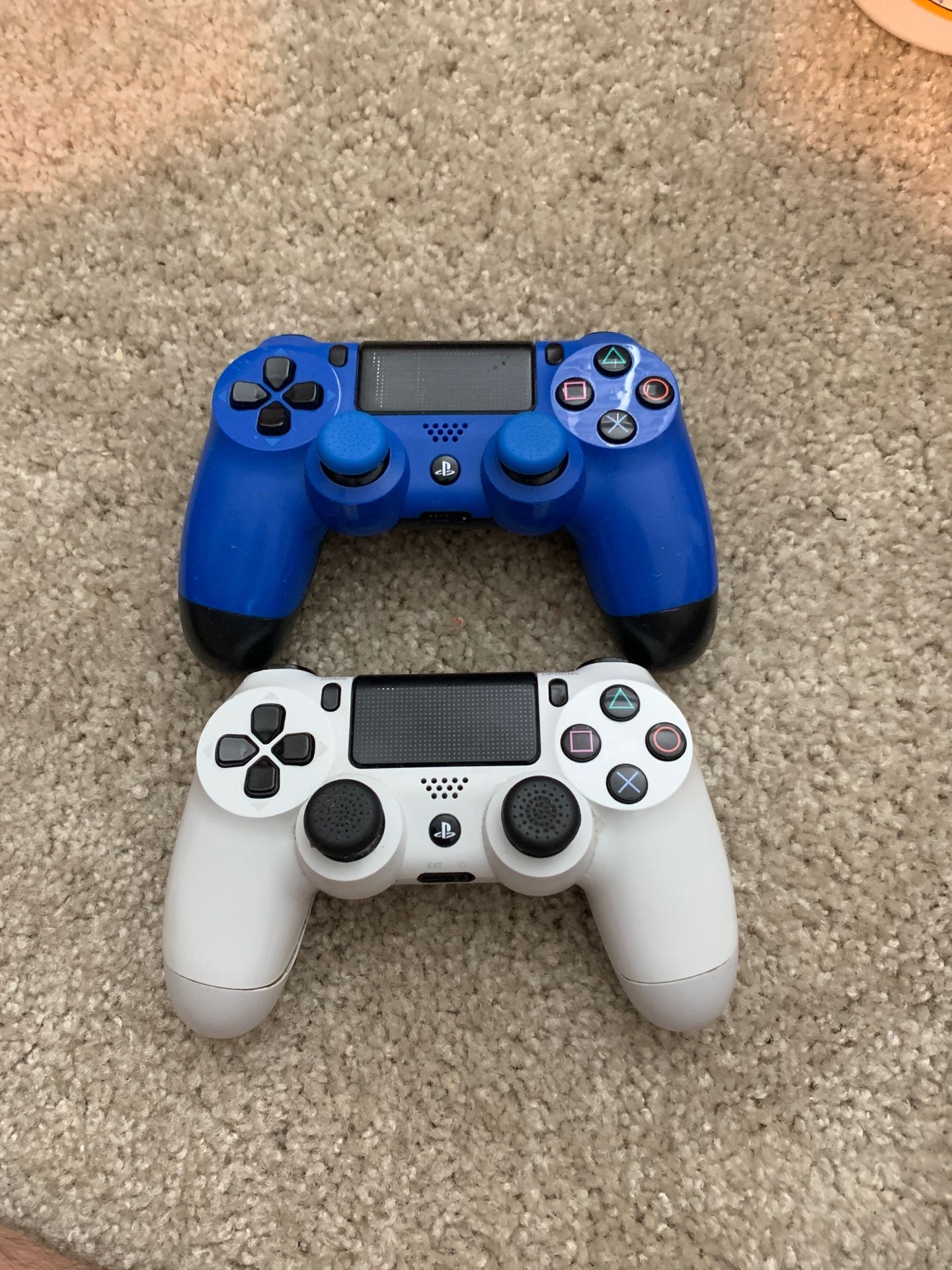 PlayStation 4 controllers - new joystick covers