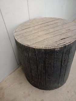 Resin table outdoors or Indoors