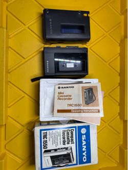 Sanyo TRC-1550 Portable Compact Cassette Recorder