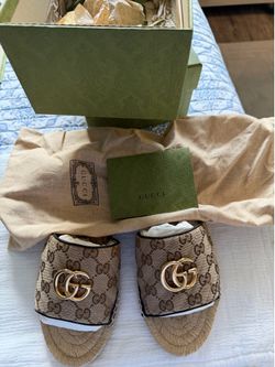 Sandals the price is firm