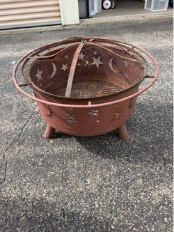 Landmann Big Sky Fire Pit star and moon cutouts 18”T 30”W handle safety ring for portability & cover
