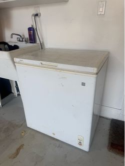 Chest freezer