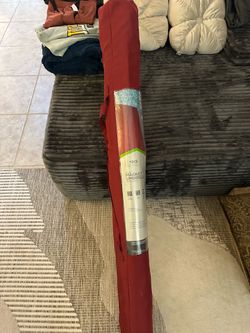 New 9 foot patio umbrella