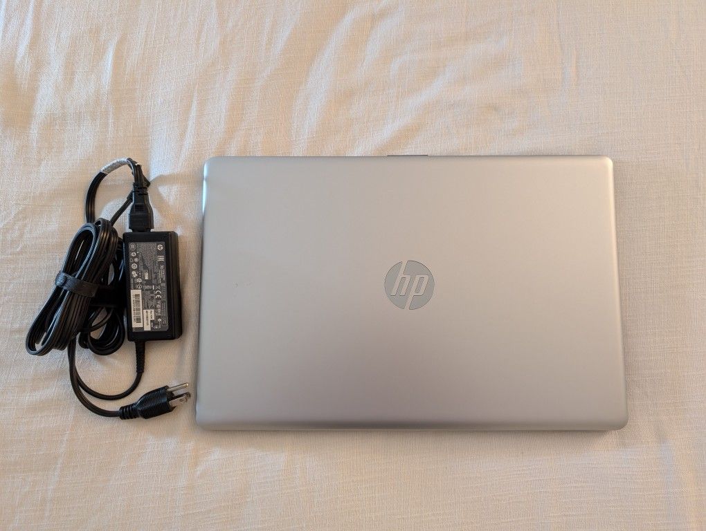 HP Laptop i5-10210U 12GB RAM Dual 128GB SSD + 1TB HDD Memory