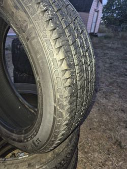 235 55 19 advanta 95% tread
