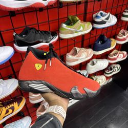 Jordan 14 Ferrari Size: 12