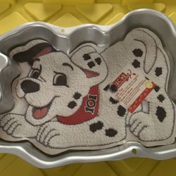 101 Dalmatian’s Cake Pan Wilton