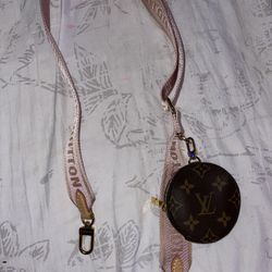 Louis Vuitton Multipouchette Strap Pink