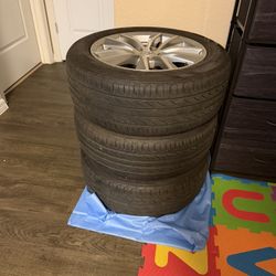 Infiniti 2014-2017 Tire And Rim 225/55/R17