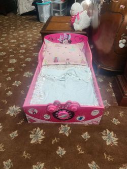 Minnie mouse bed