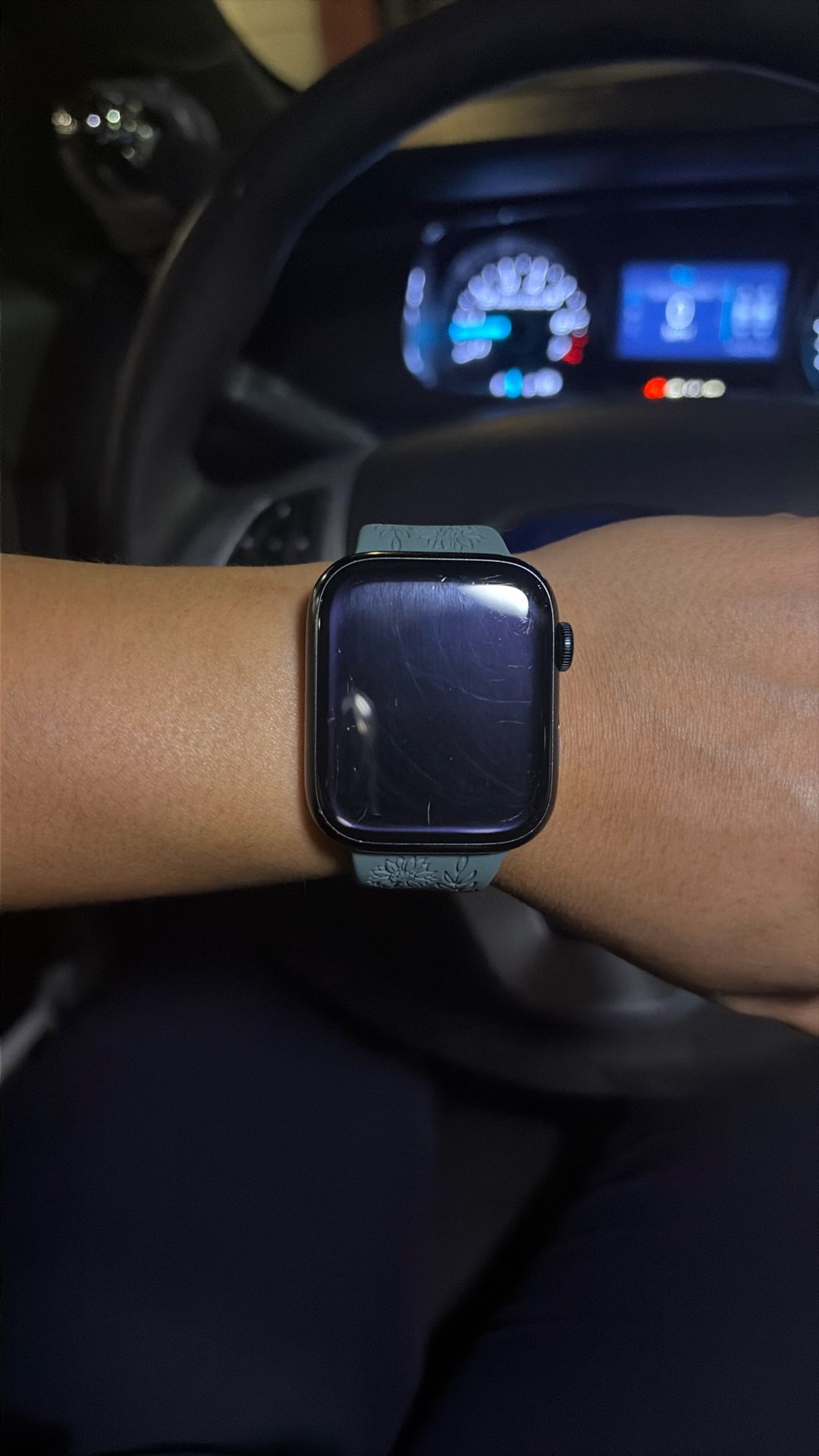 Apple Watch 7 (GPS & Cellular)