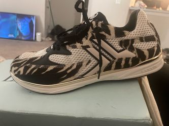 Men’s shoes