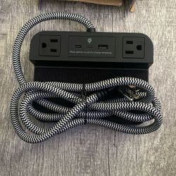 UNIVERSAL HOTEL CHARGING STATION - INCLUDES USB/USB-C, AC OUTLETS AND WIRELESS CHARGING