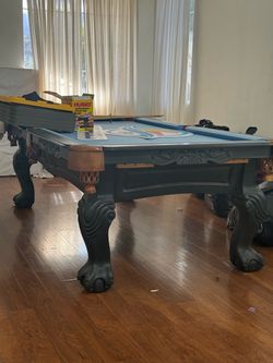 Pool table