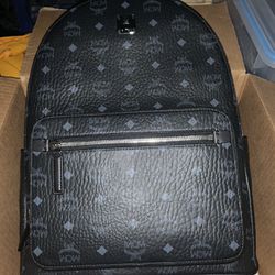 Men’s Large Black Stark MCM Backpack 700