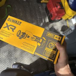 DeWalt Drywall Cutout Tool