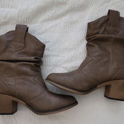 Women's Mid-calf Cowboy Boots