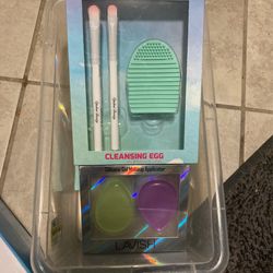 Silicon Makeup Applicator And Brush