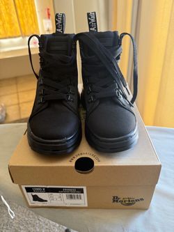 Dr Martin combat boots size 5