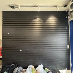 Slat Walls With Chalkboard Paint