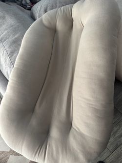 Snuggle me organic lounger