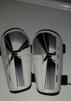 Soccer Shin Guards ⚽️🥅🏁