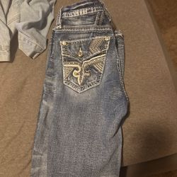Size 28 And Is Good Fit Didn’t Really Wear And 200