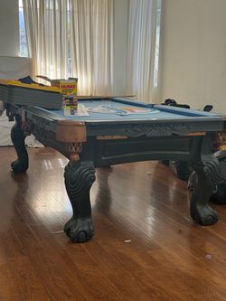 Pool table