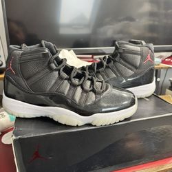 Jordan Retro 11 Size 10.5 72-10