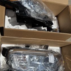 3rd Gen Tacoma 2016-2023 OEM HeadLights