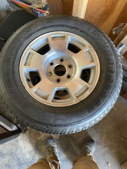 2 Chevy tires 6 slug
