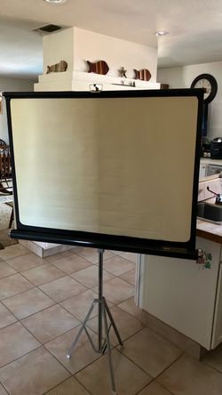 Knox Tripod Projector Screen