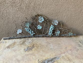 Grapevine And Twig Decor