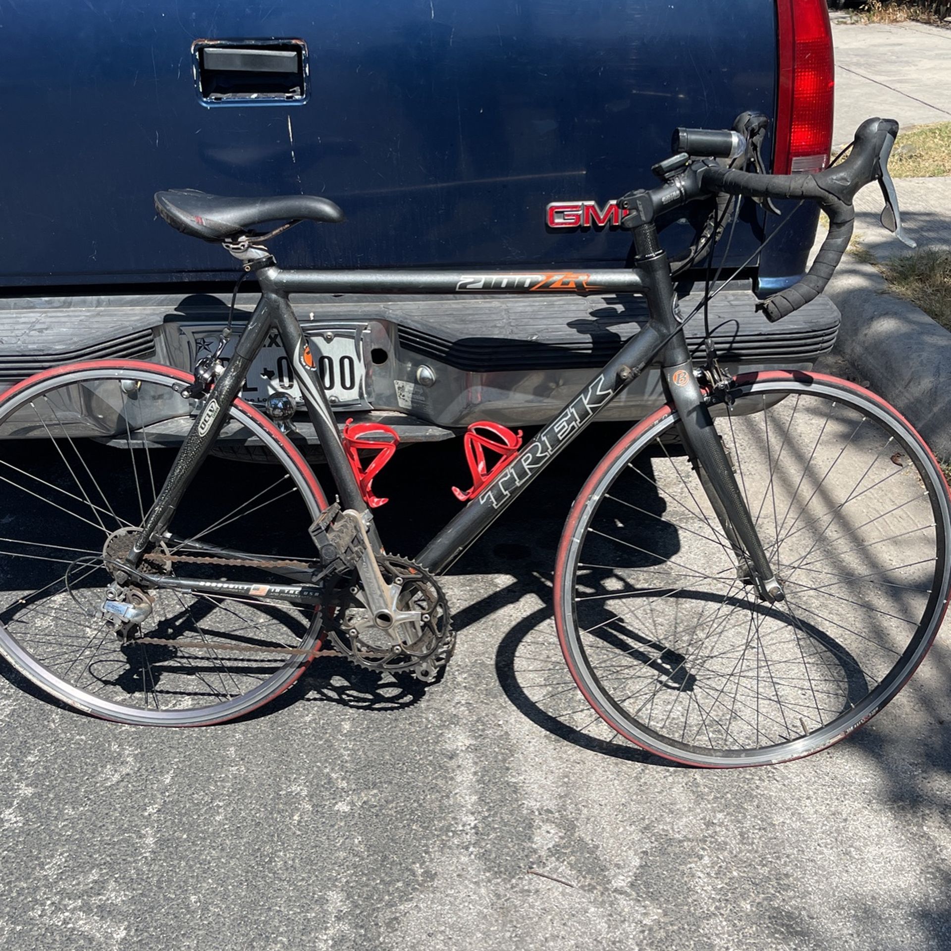 Trek 2100 Zr Racing road Bike for Sale in San Antonio TX OfferUp