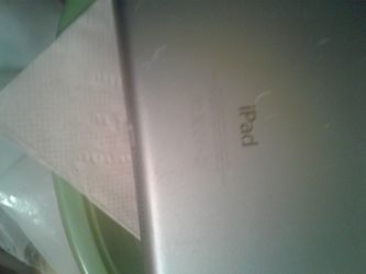 Broken screen apple tablet model a 1432