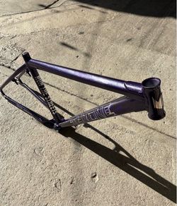 throne purple shadow