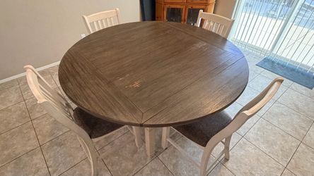 Dinning Room Table