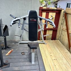 Pro ClubLine Leverage Shoulder Press by Body-Solid