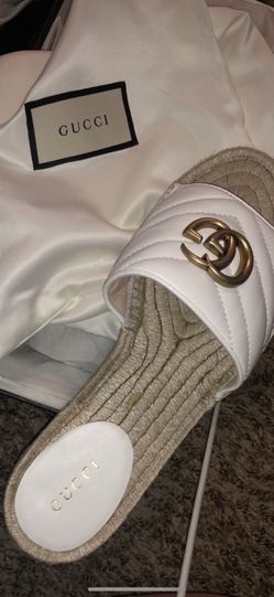 Gucci sandals size 37