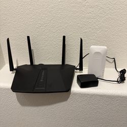 Netgear Nighthawk 5-Stream Dual-Band Gigabit Router + Mesh Range Extender