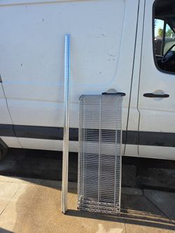 Rack with 4 shelves - (48 × 18 x 72)
