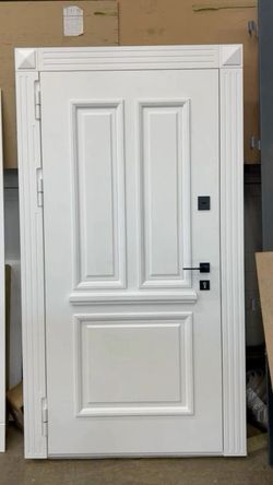 HIGH-QUALITY IMPACT EXTERIOR DOORS