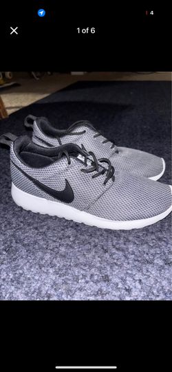 Nike Girls Size 4