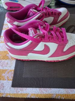 GIRLS  NIKE