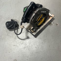 Hitachi C7UR Circular Saw