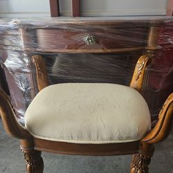 Freestanding Solid Wood Beauty Vanity with Matching Stool