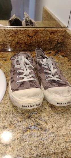 Special Edition "dirty" Balenciaga Size 10 