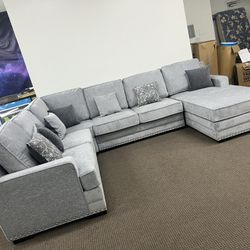 🛋️NEW!! L shape W/ Chaise 🚛DELIVERY Avail BARGAIN  Sectional STILL IN BOX 📦 
